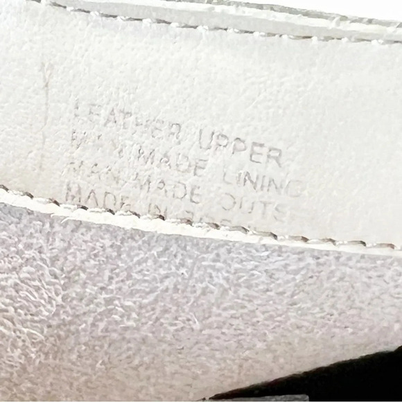 Miz Mooz New York Sallie Gray Button Ankle Boot Women’s 40 Wide Boots New In Box - Picture 11 of 16